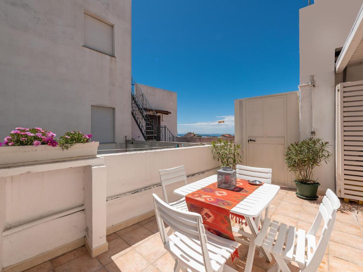 דירות Casa Alla Marina Del Porto Di קליארי מראה חיצוני תמונה