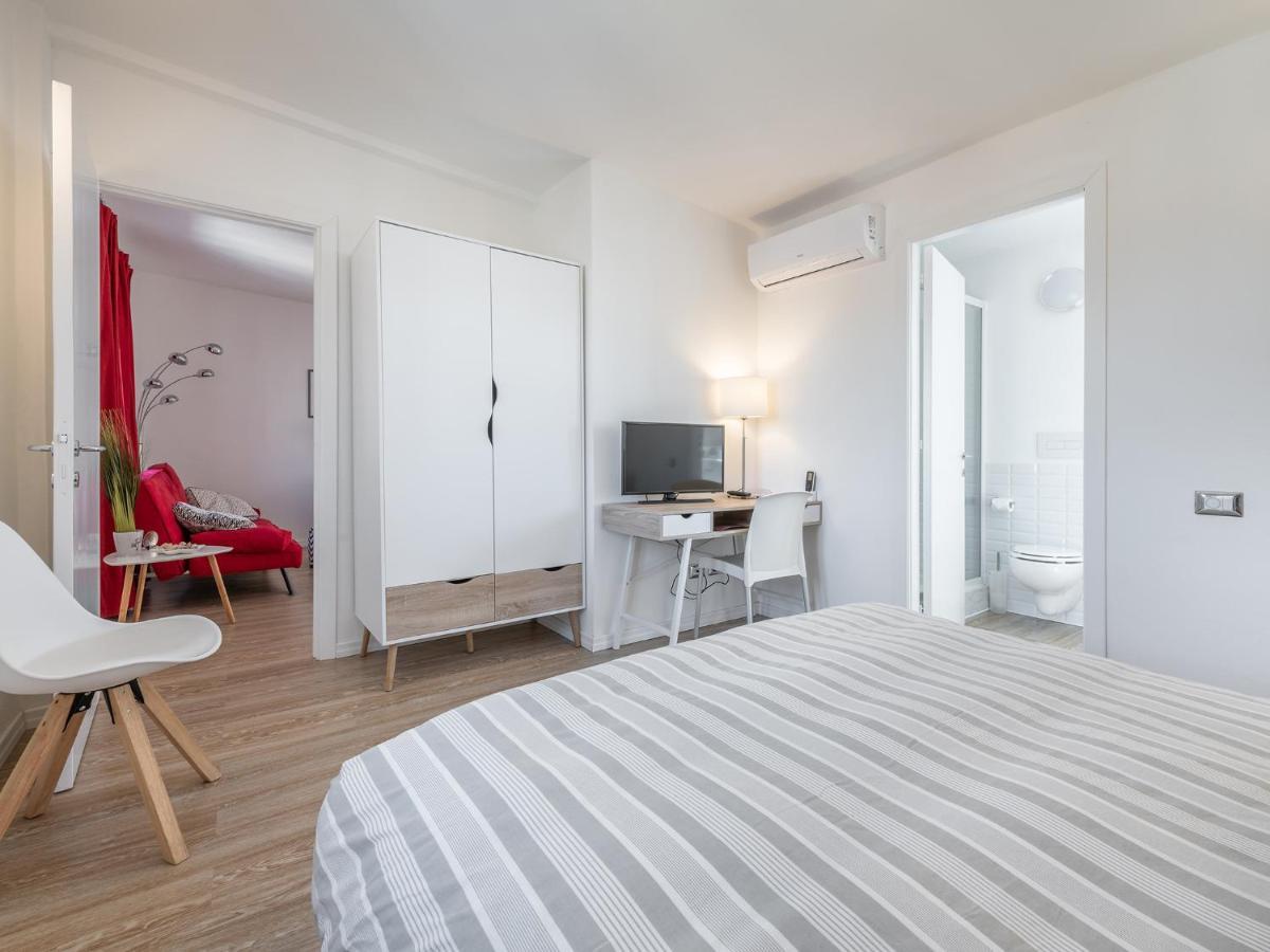 דירות Casa Alla Marina Del Porto Di קליארי מראה חיצוני תמונה